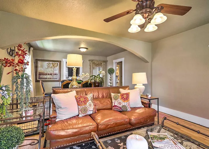 Charming Home In Downtown Nampa With Patio And Yard!