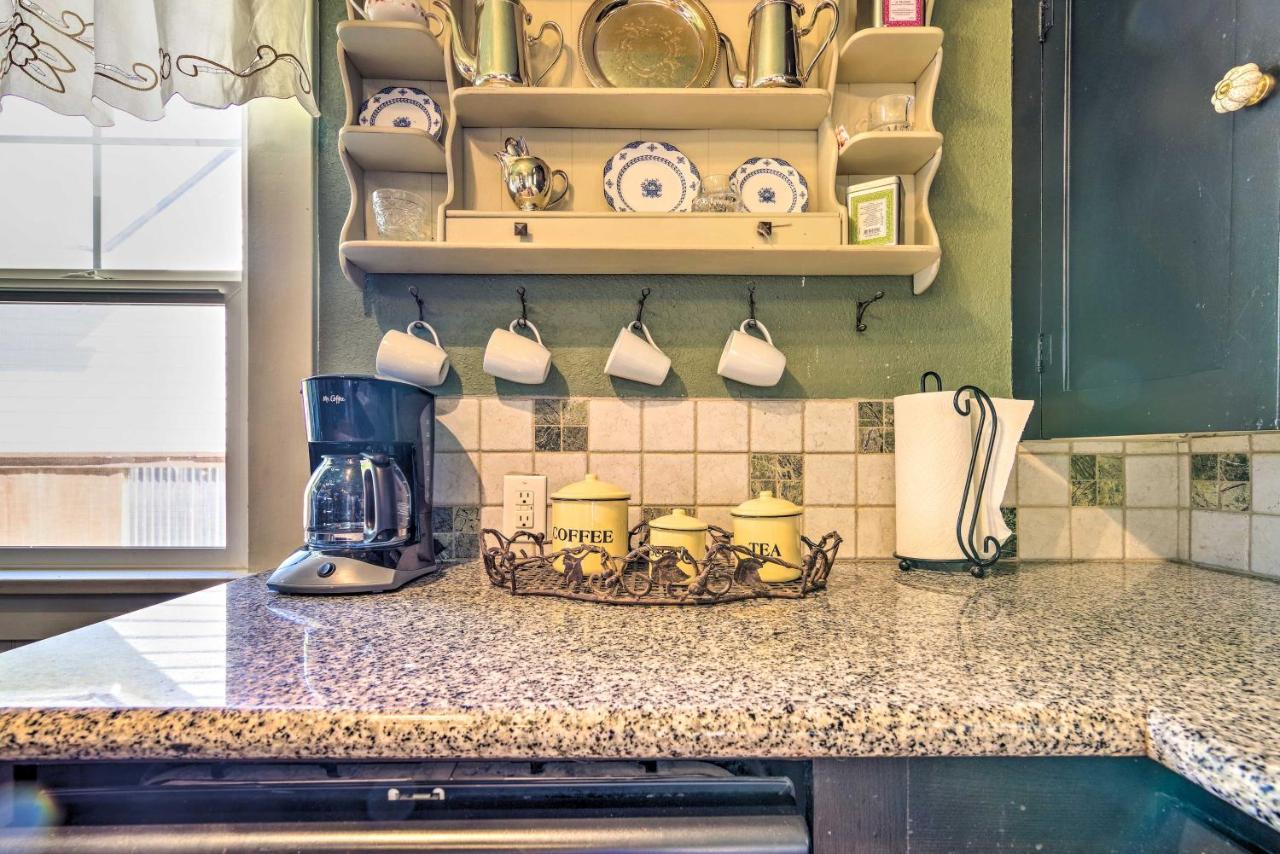 Charming In Downtown With Patio And Yard! * Nampa