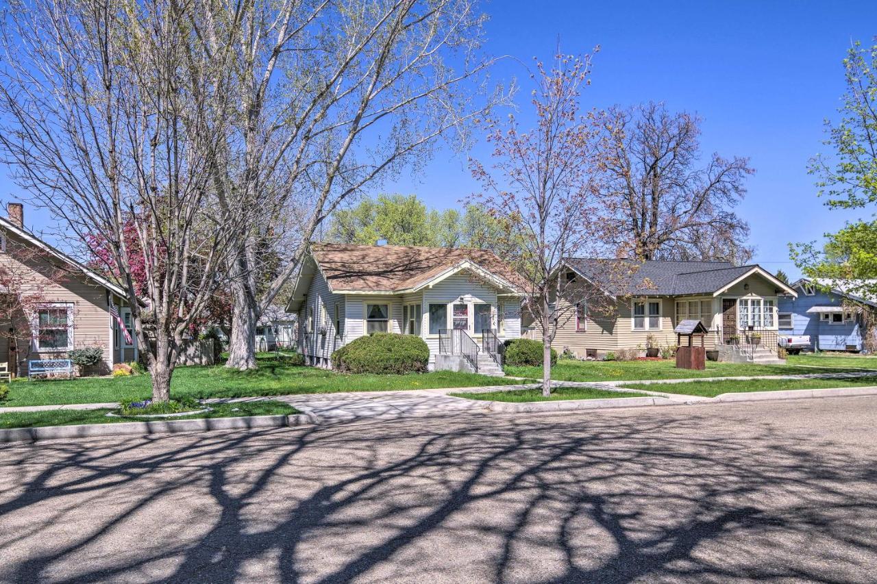 Holiday home Charming In Downtown With Patio And Yard! Nampa
